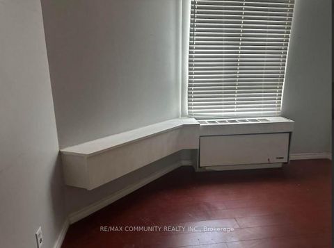 Photo 1 at 1609 - 41 Markbrook Lane, Jamestown, Toronto