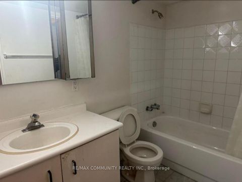 Photo 6 at 1609 - 41 Markbrook Lane, Jamestown, Toronto