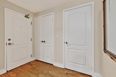 Photo 4 at 903 - 20 Collier Street, Moore Park, Toronto