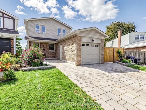 Photo 1 at 19 Post Horn Grove, Agincourt North, Toronto
