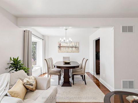 Photo 12 at 19 Post Horn Grove, Agincourt North, Toronto