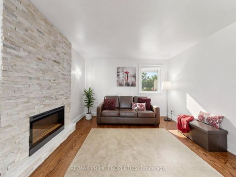 Photo 14 at 19 Post Horn Grove, Agincourt North, Toronto