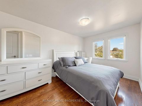 Photo 20 at 19 Post Horn Grove, Agincourt North, Toronto
