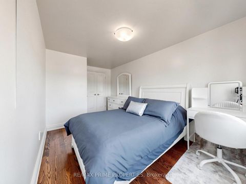 Photo 21 at 19 Post Horn Grove, Agincourt North, Toronto