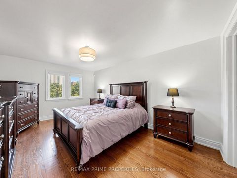 Photo 22 at 19 Post Horn Grove, Agincourt North, Toronto