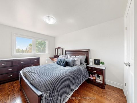 Photo 28 at 19 Post Horn Grove, Agincourt North, Toronto