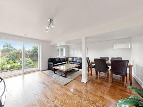 Photo 30 at 19 Post Horn Grove, Agincourt North, Toronto