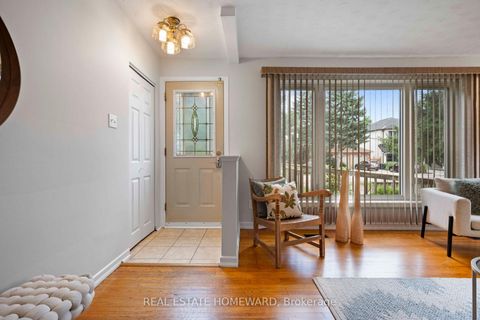 Photo 4 at 118 Zaph Avenue, Highland Creek, Toronto