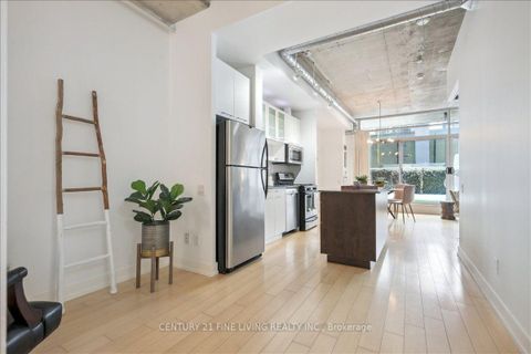 Photo 15 at 211 - 66 Portland Street, Waterfront Communities C1, Toronto