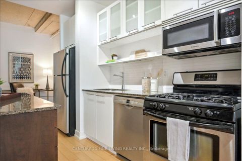 Photo 21 at 211 - 66 Portland Street, Waterfront Communities C1, Toronto