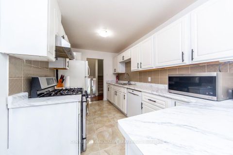 Photo 20 at 48 Dunthorne Court, Malvern, Toronto