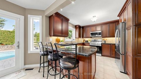 Photo 10 at 15 Marsh Street, North Richvale, Richmond Hill