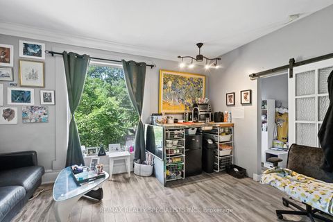 Photo 19 at 73 Elm Grove Avenue, South Parkdale, Toronto