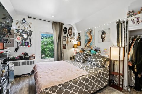 Photo 22 at 73 Elm Grove Avenue, South Parkdale, Toronto