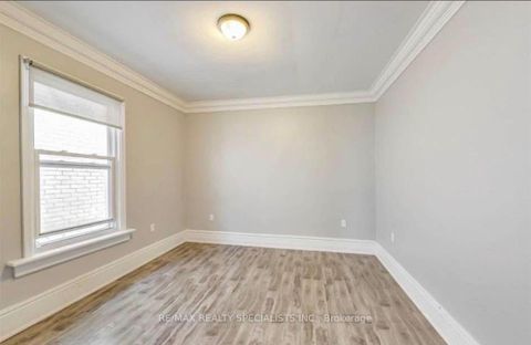 Photo 26 at 73 Elm Grove Avenue, South Parkdale, Toronto