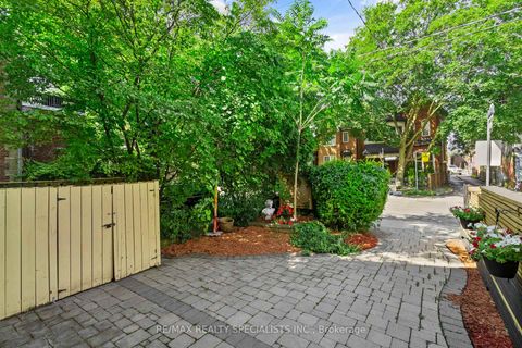 Photo 36 at 73 Elm Grove Avenue, South Parkdale, Toronto