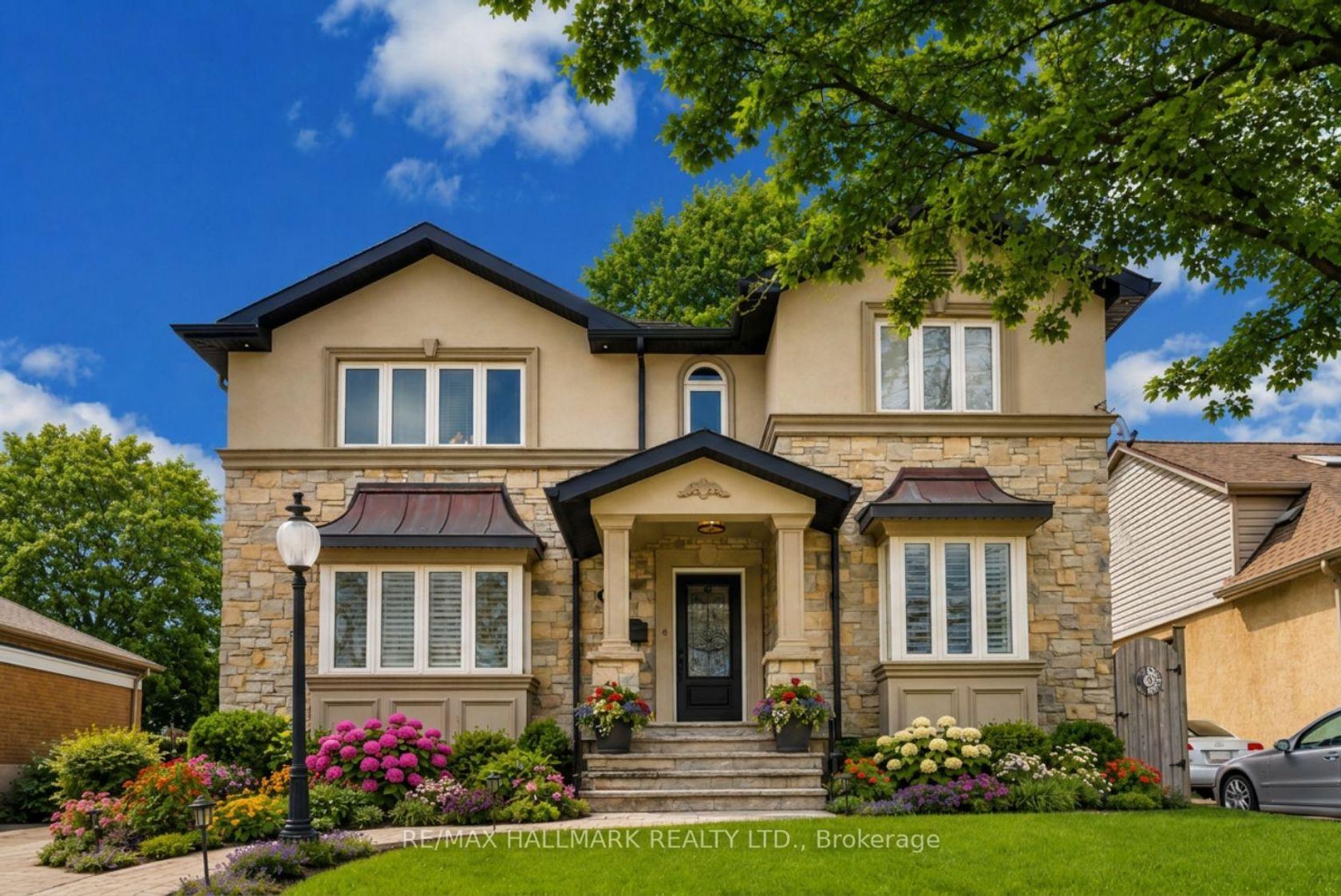 76 Ashbourne Drive, City Centre West, Toronto 