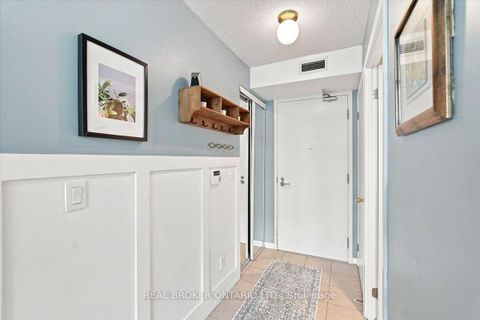 Photo 3 at 1468 - 209 Fort York Boulevard, Niagara, Toronto