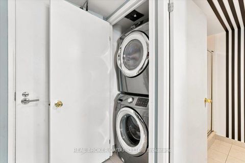 Photo 12 at 1468 - 209 Fort York Boulevard, Niagara, Toronto