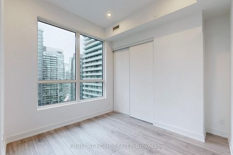 Photo 8 at 3302 - 108 Peter Street, Waterfront Communities C1, Toronto