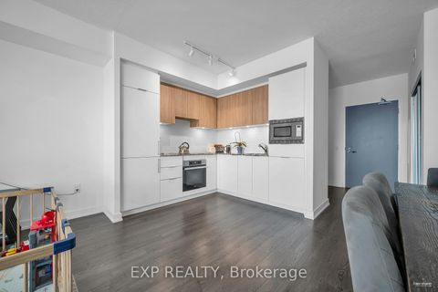 Photo 7 at 313 - 50 O'neill Road, Don Mills, Toronto