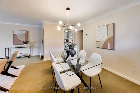 Photo 9 at 24 Beaverbrook Avenue, Rosethorn, Toronto