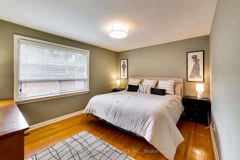 Photo 13 at 24 Beaverbrook Avenue, Rosethorn, Toronto