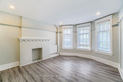 Photo 18 at 31 Tyndall Avenue, South Parkdale, Toronto