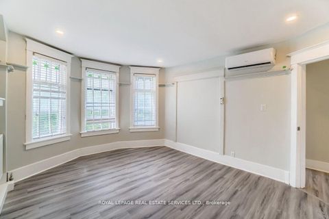 Photo 19 at 31 Tyndall Avenue, South Parkdale, Toronto