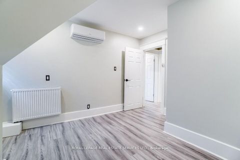 Photo 31 at 31 Tyndall Avenue, South Parkdale, Toronto