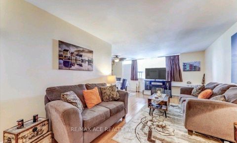 Photo 3 at 608 - 3420 Eglinton Avenue E, Scarborough Village, Toronto