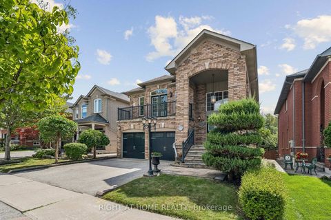 Photo 2 at 251 Sonoma Boulevard, Sonoma Heights, Vaughan