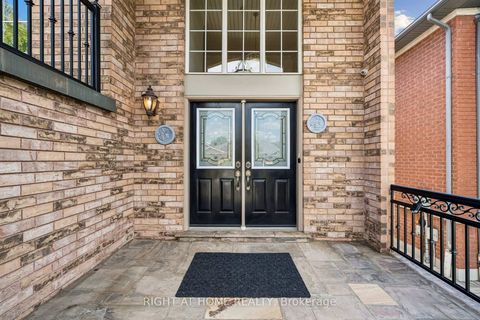 Photo 3 at 251 Sonoma Boulevard, Sonoma Heights, Vaughan