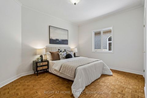 Photo 20 at 251 Sonoma Boulevard, Sonoma Heights, Vaughan