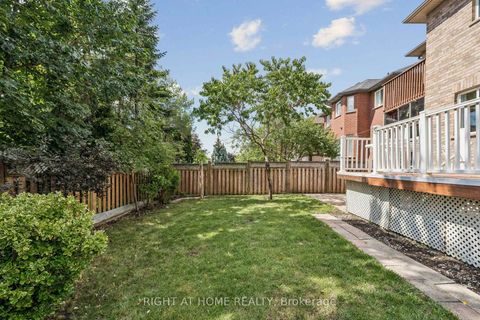 Photo 32 at 251 Sonoma Boulevard, Sonoma Heights, Vaughan
