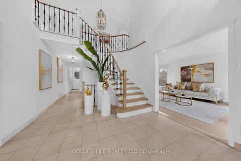 Photo 2 at 186 Carlton Road, Unionville, Markham