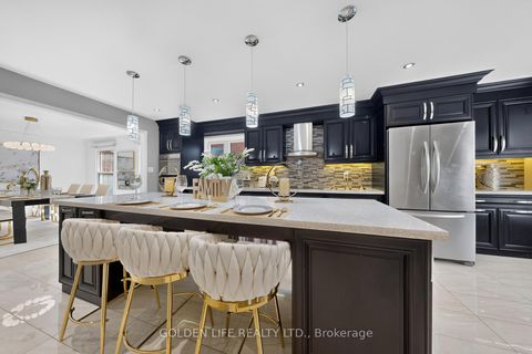 Photo 14 at 186 Carlton Road, Unionville, Markham