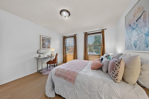 Photo 36 at 186 Carlton Road, Unionville, Markham