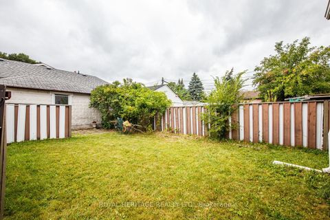 Photo 27 at 758 Jane Street, Smythe, Toronto