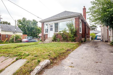 Photo 29 at 758 Jane Street, Smythe, Toronto