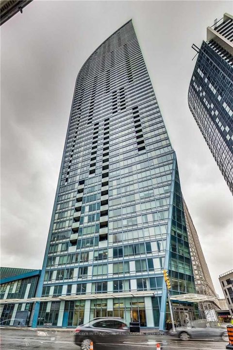 Photo 2 at 5505 - 8 The Esplanade, Waterfront Communities C8, Toronto