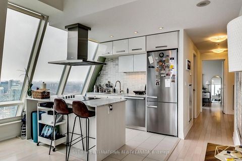 Photo 8 at 5504 - 8 The Esplanade, Waterfront Communities C8, Toronto
