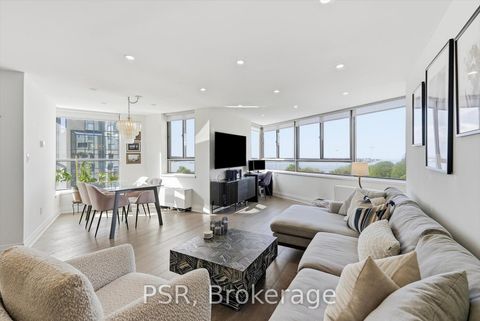Photo 5 at 702 - 270 Queens Quay W, Waterfront Communities C1, Toronto