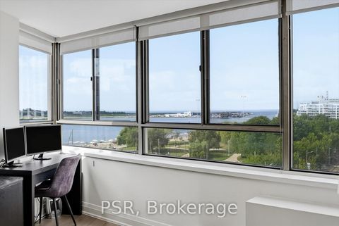 Photo 8 at 702 - 270 Queens Quay W, Waterfront Communities C1, Toronto