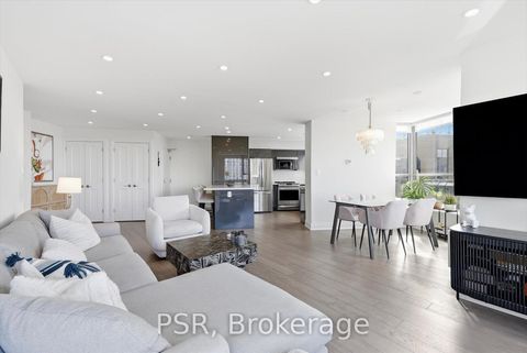 Photo 10 at 702 - 270 Queens Quay W, Waterfront Communities C1, Toronto