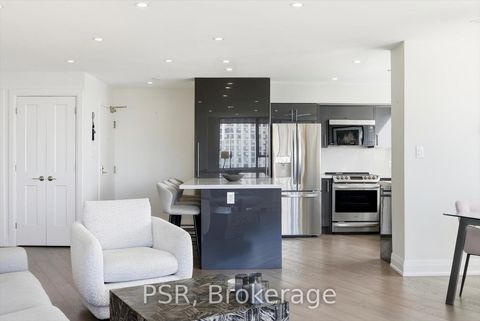 Photo 11 at 702 - 270 Queens Quay W, Waterfront Communities C1, Toronto