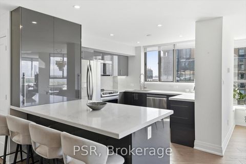 Photo 12 at 702 - 270 Queens Quay W, Waterfront Communities C1, Toronto