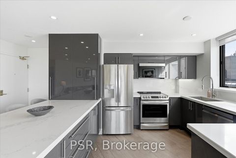 Photo 15 at 702 - 270 Queens Quay W, Waterfront Communities C1, Toronto