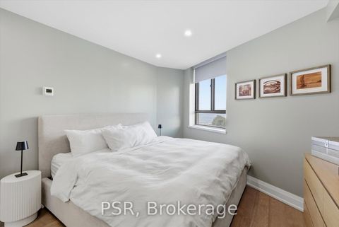 Photo 22 at 702 - 270 Queens Quay W, Waterfront Communities C1, Toronto