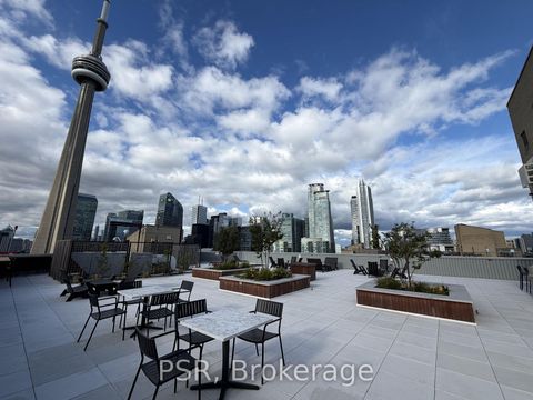 Photo 32 at 702 - 270 Queens Quay W, Waterfront Communities C1, Toronto
